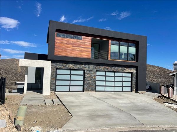 29000 Scout Court, Canyon Lake, CA 92587