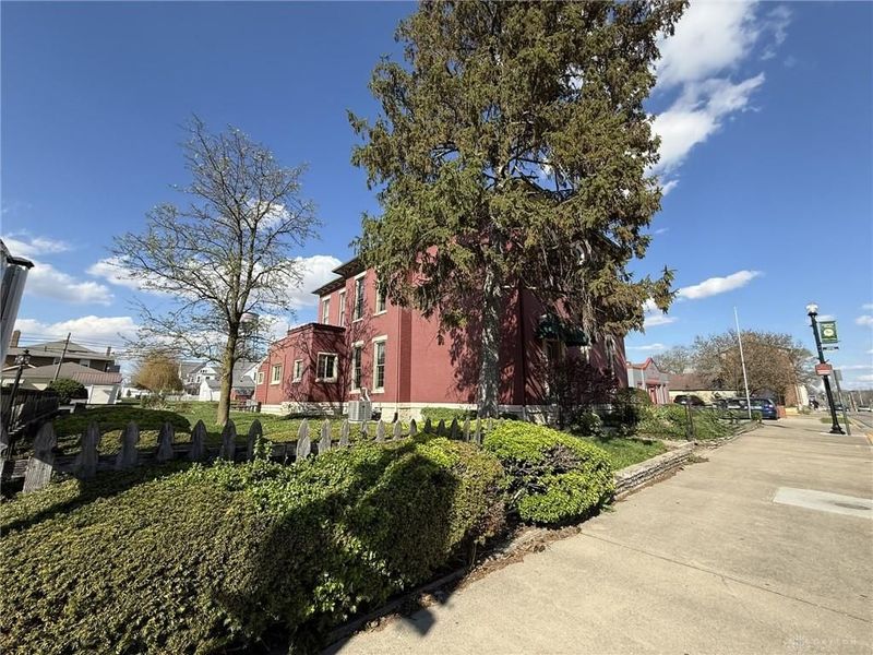 19 E Dayton Street, West Alexandria, OH 45381 Photo 3