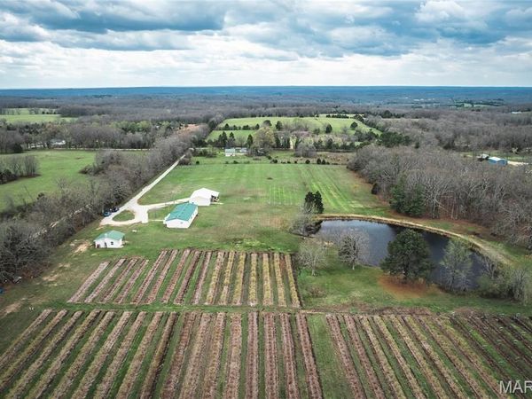 552 Lick Creek Road , Leasburg, MO 65535