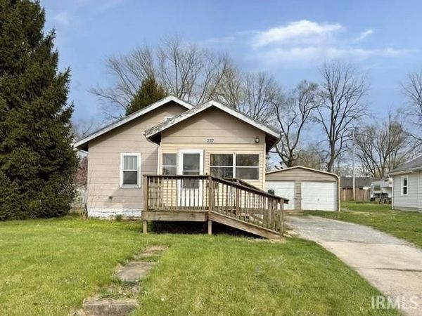 237 Ringwood Way, Anderson, IN 46013