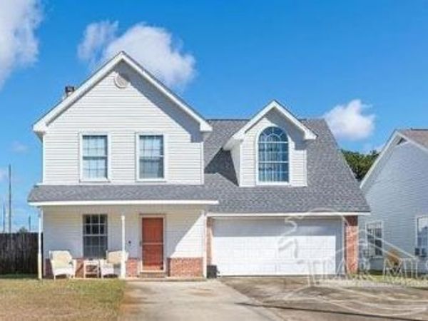 446 Sandy Ridge Cir, Mary Esther, FL 32569