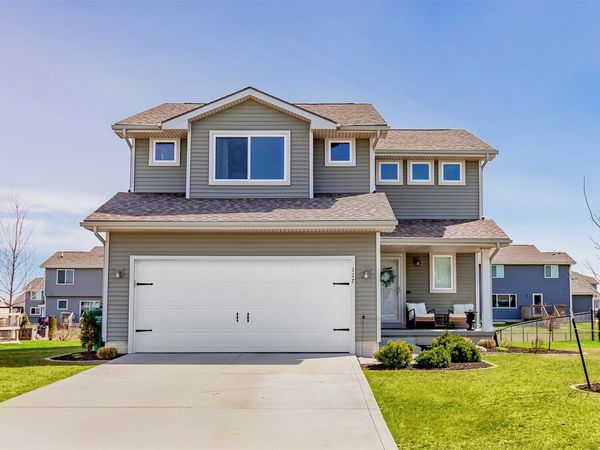 117 NE Cedar Lane, Elkhart, IA 50073