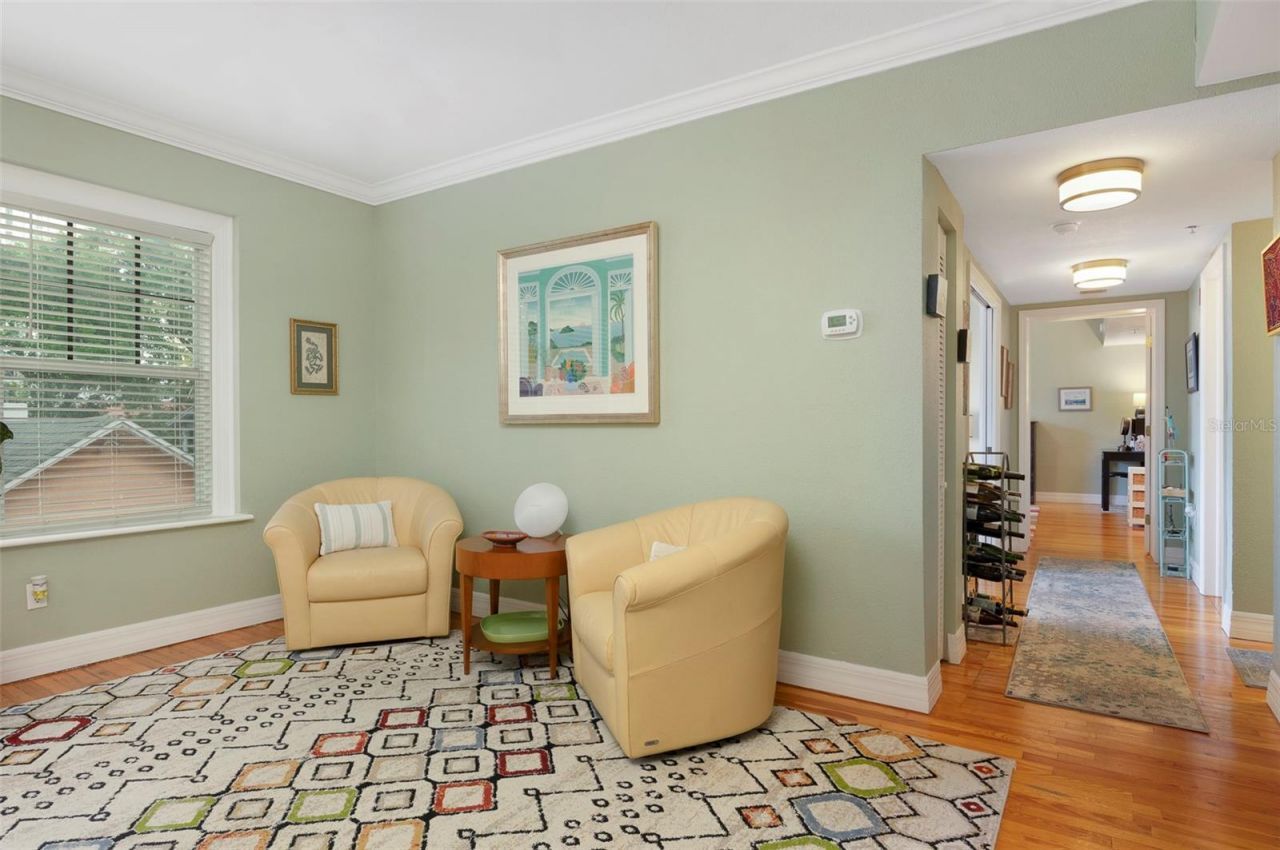 219 4th Avenue N, Unit 202, Saint Petersburg, FL 33701 Photo