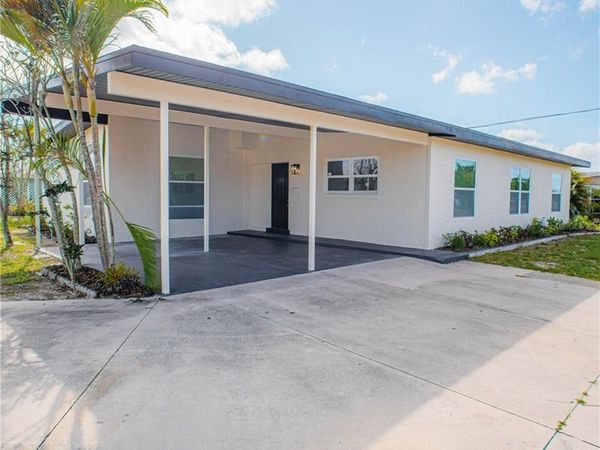 2144 HARBOR BOULEVARD , PORT CHARLOTTE, FL 33952