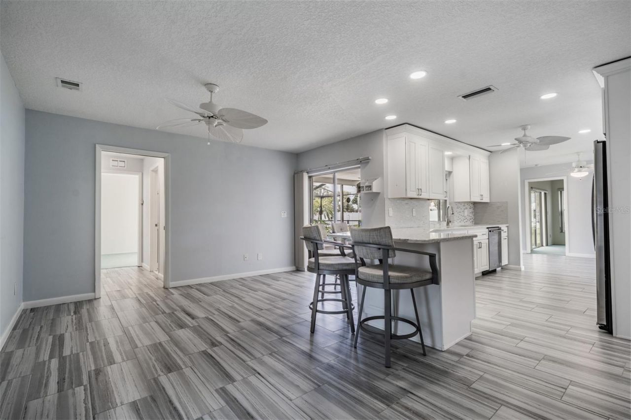 3267 Springwood Drive, Clearwater, FL 33761 Photo