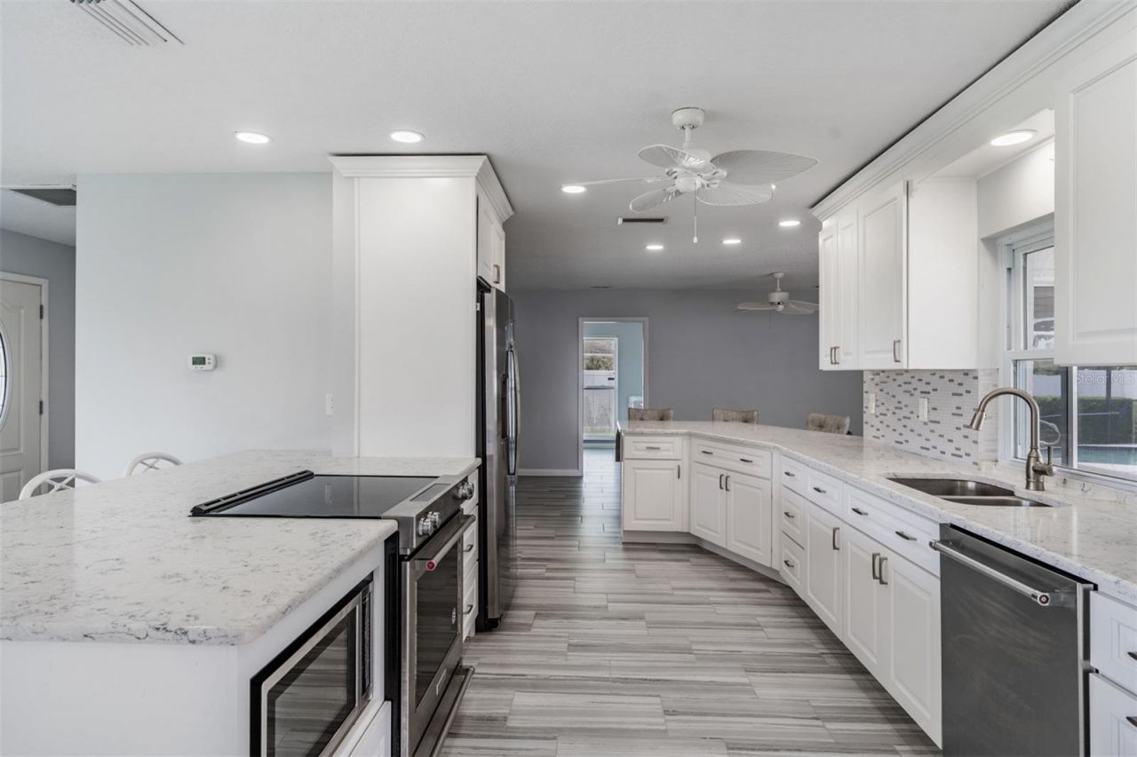 3267 Springwood Drive, Clearwater, FL 33761 Photo