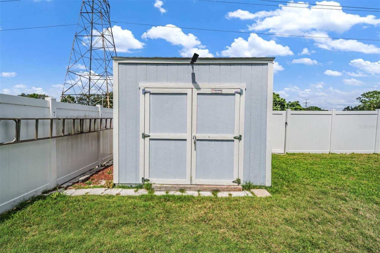 3267 Springwood Drive, Clearwater, FL 33761 Photo