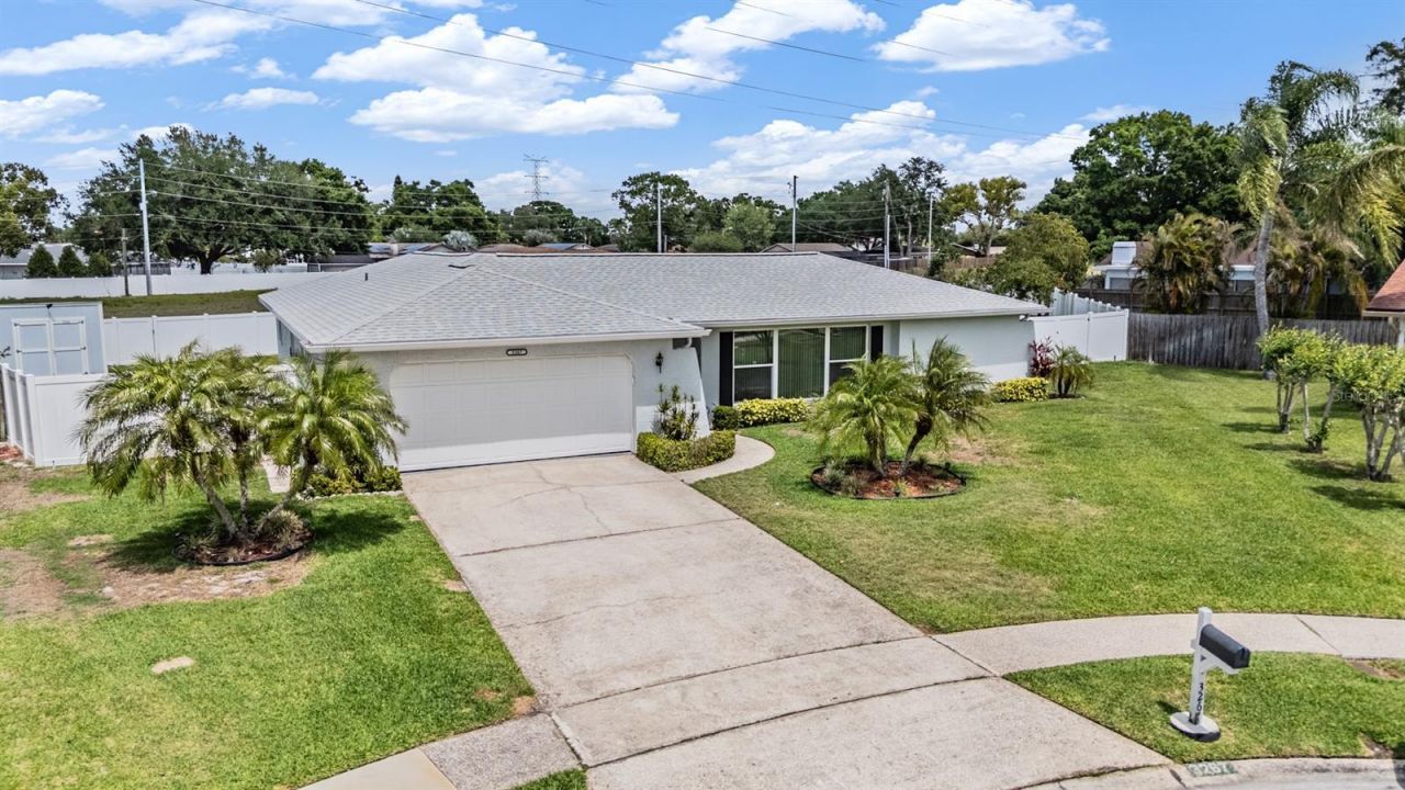 3267 Springwood Drive, Clearwater, FL 33761 Photo
