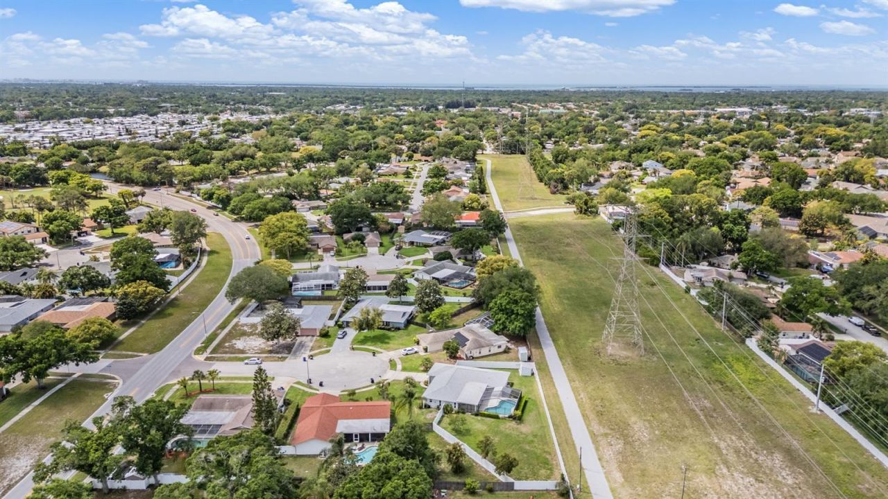 3267 Springwood Drive, Clearwater, FL 33761 Photo