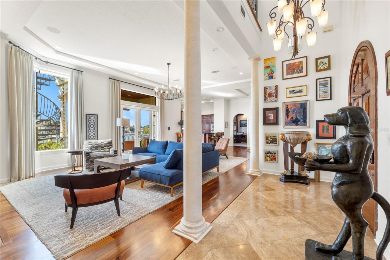 4128 Causeway Vista Drive, Tampa, FL 33615 Photo