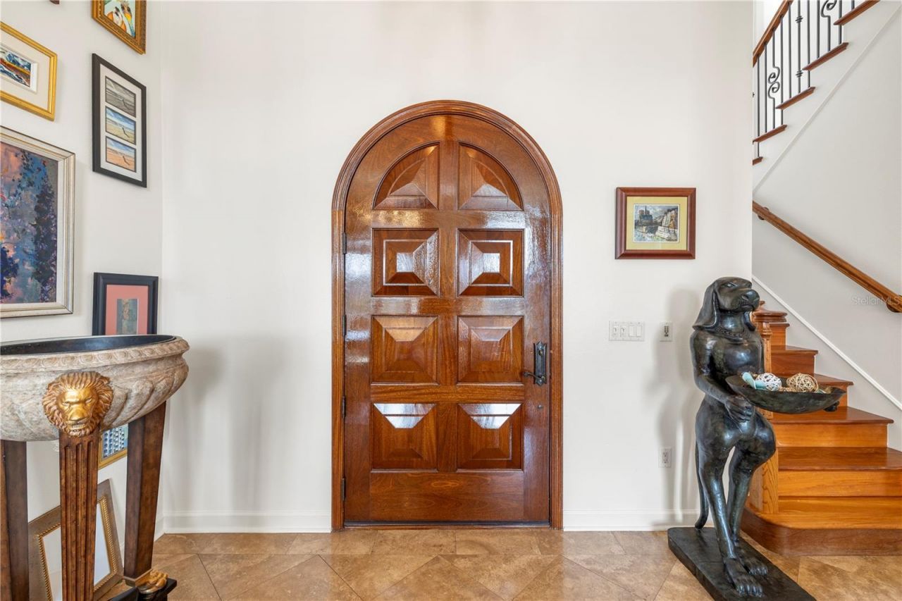 4128 Causeway Vista Drive, Tampa, FL 33615 Photo