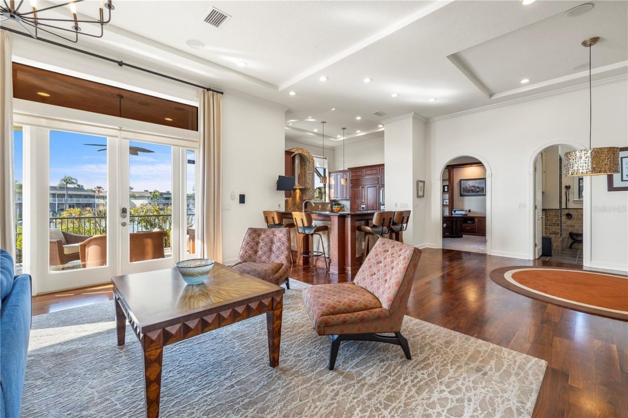 4128 Causeway Vista Drive, Tampa, FL 33615 Photo