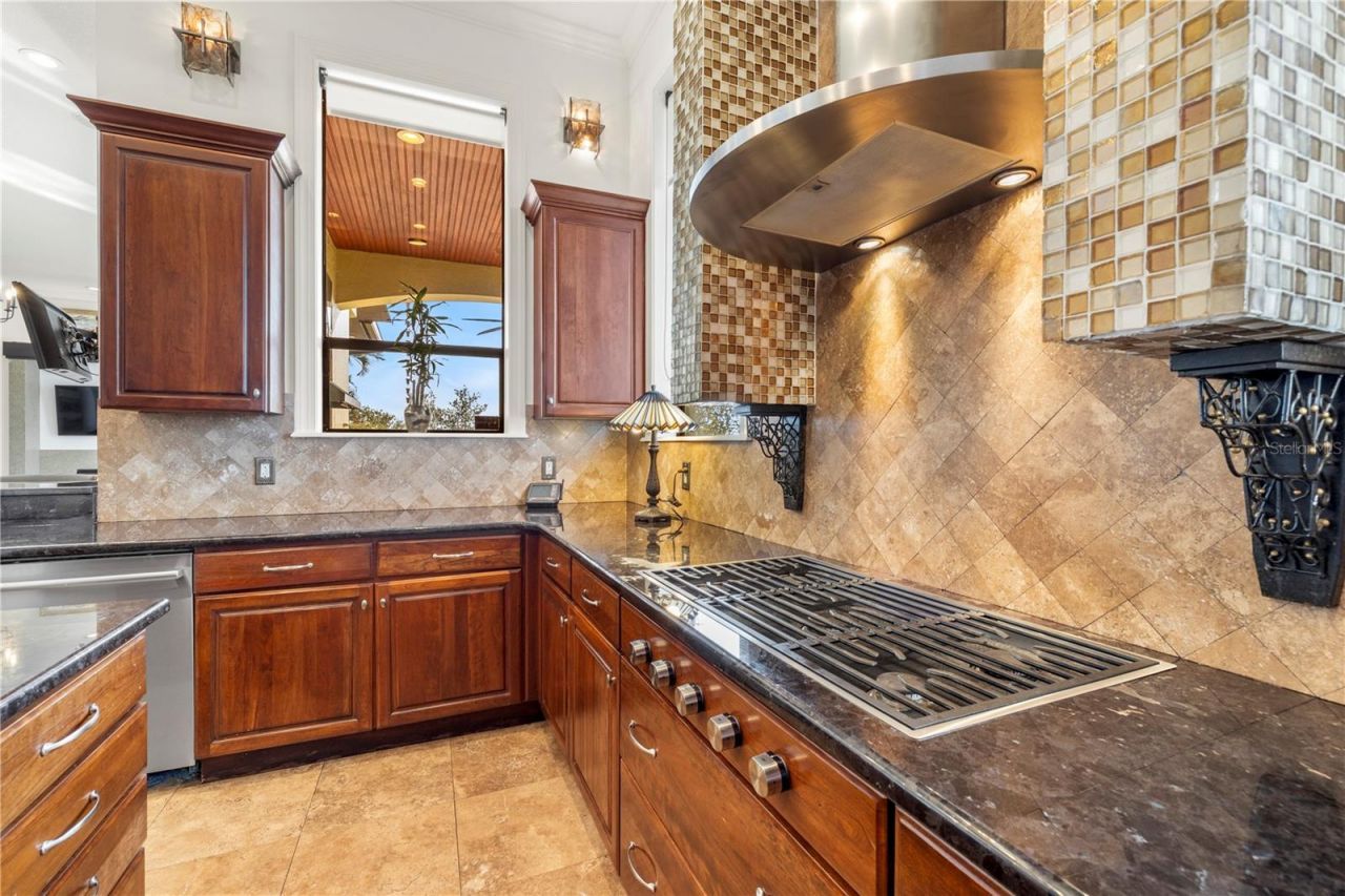 4128 Causeway Vista Drive, Tampa, FL 33615 Photo