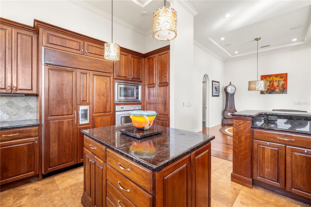 4128 Causeway Vista Drive, Tampa, FL 33615 Photo