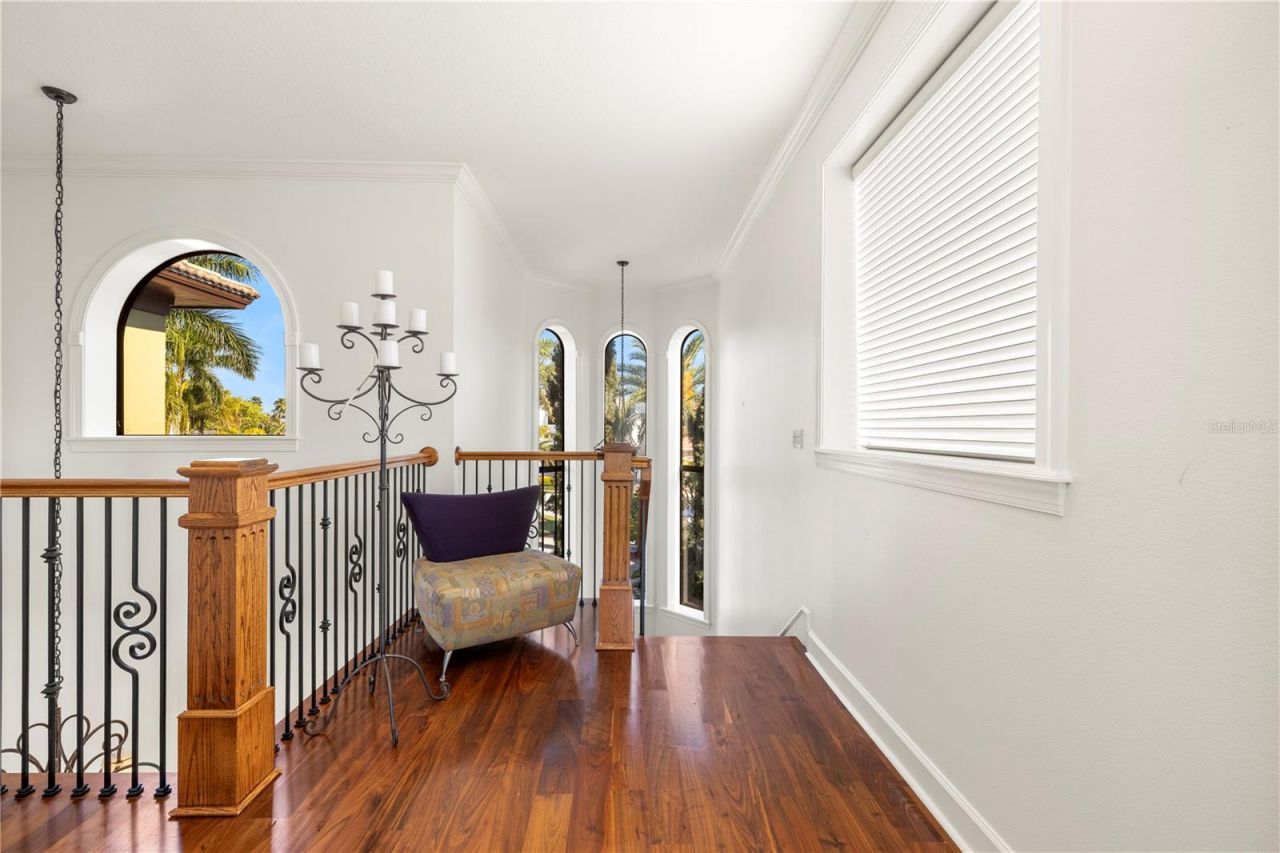 4128 Causeway Vista Drive, Tampa, FL 33615 Photo