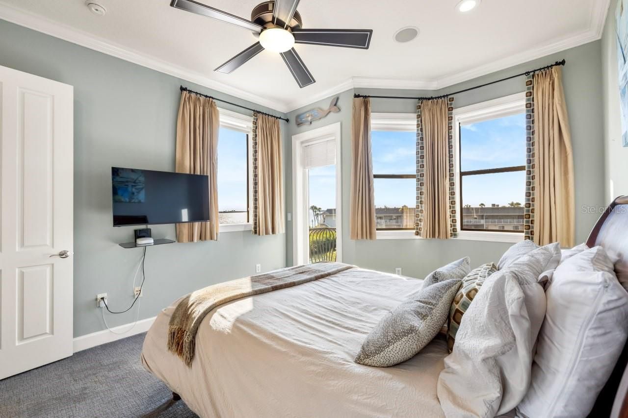 4128 Causeway Vista Drive, Tampa, FL 33615 Photo