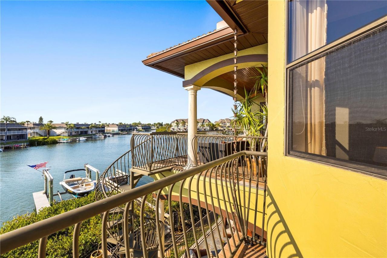 4128 Causeway Vista Drive, Tampa, FL 33615 Photo