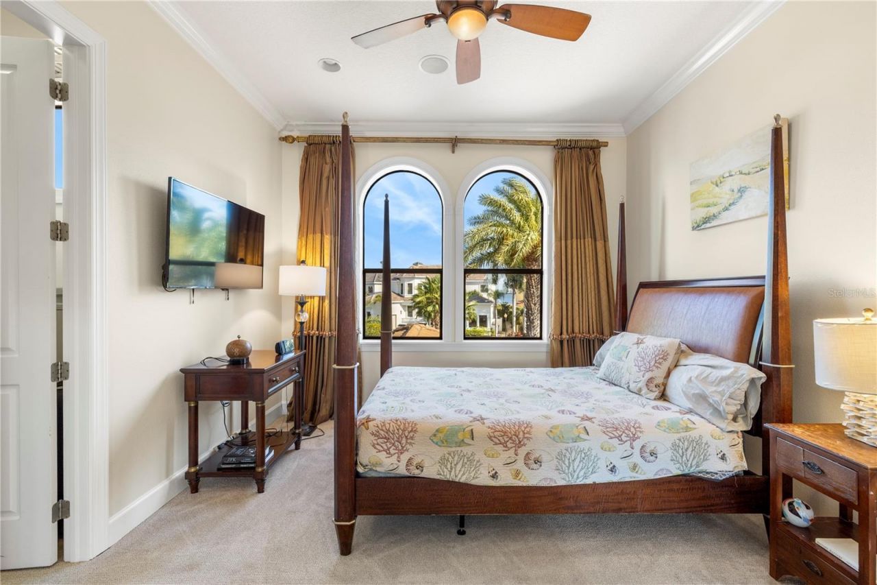 4128 Causeway Vista Drive, Tampa, FL 33615 Photo