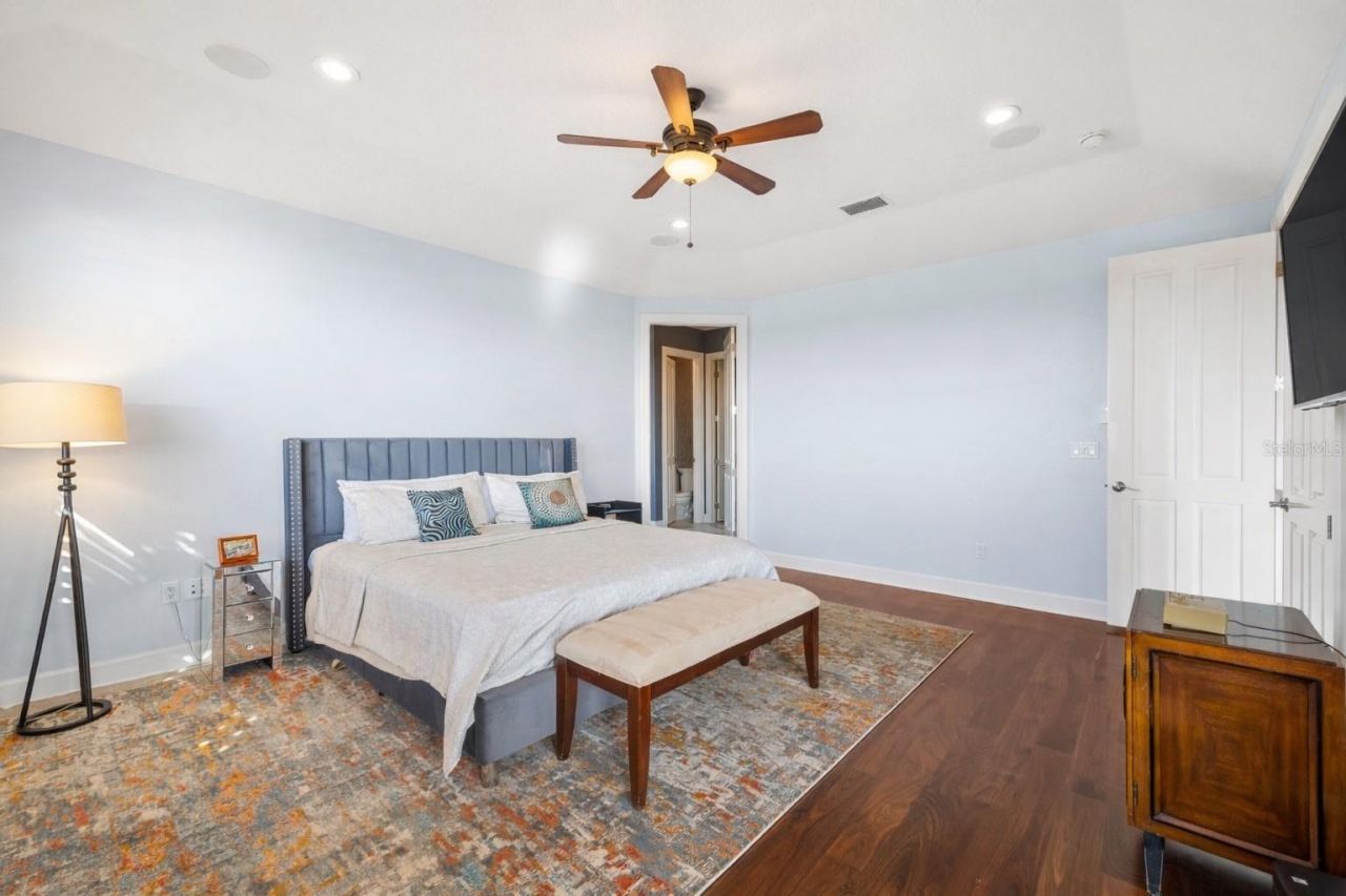 4128 Causeway Vista Drive, Tampa, FL 33615 Photo