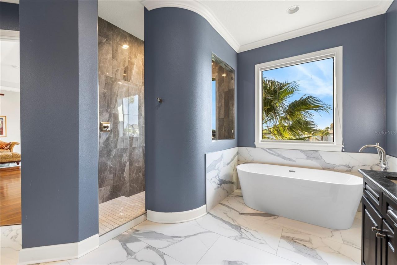 4128 Causeway Vista Drive, Tampa, FL 33615 Photo