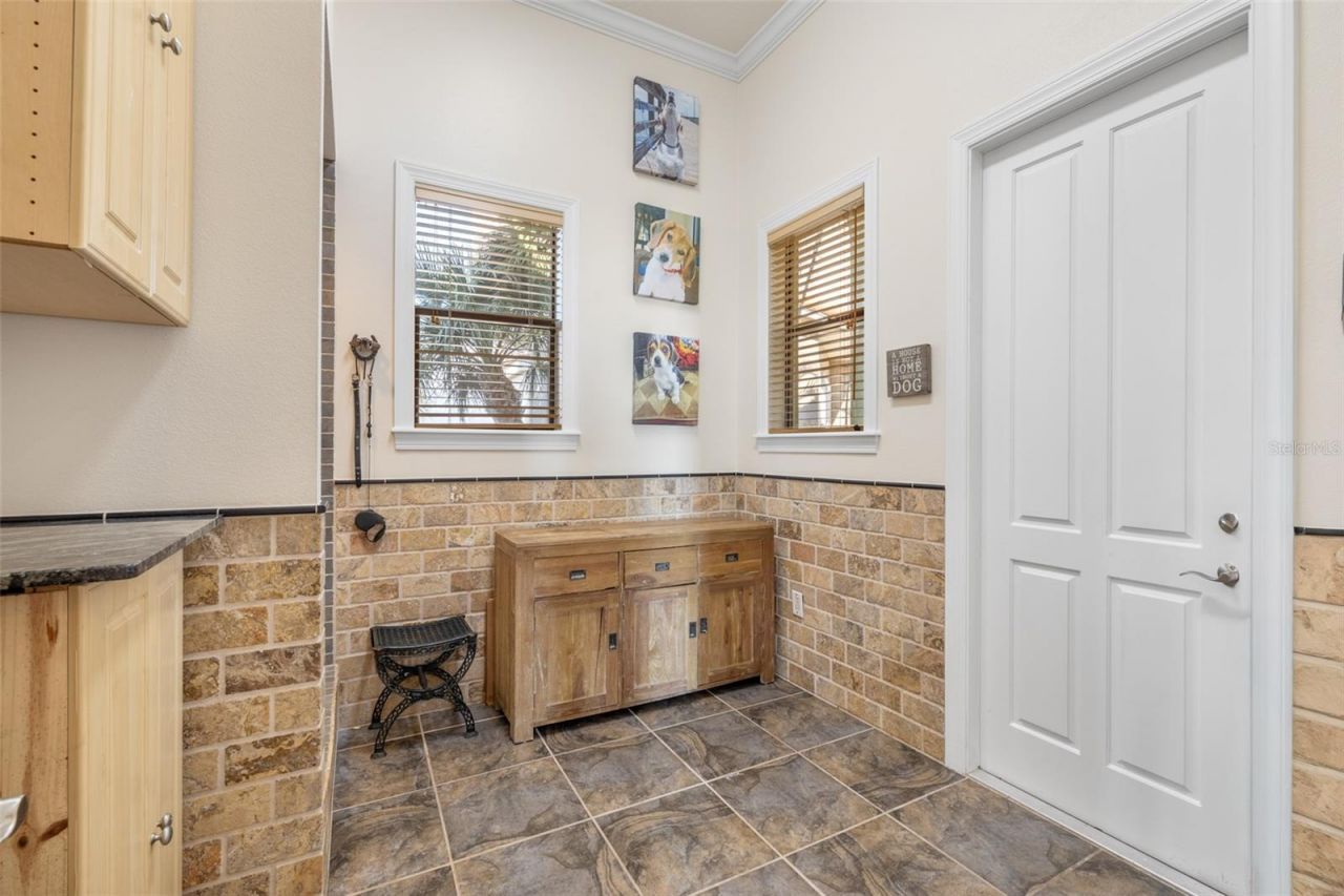 4128 Causeway Vista Drive, Tampa, FL 33615 Photo