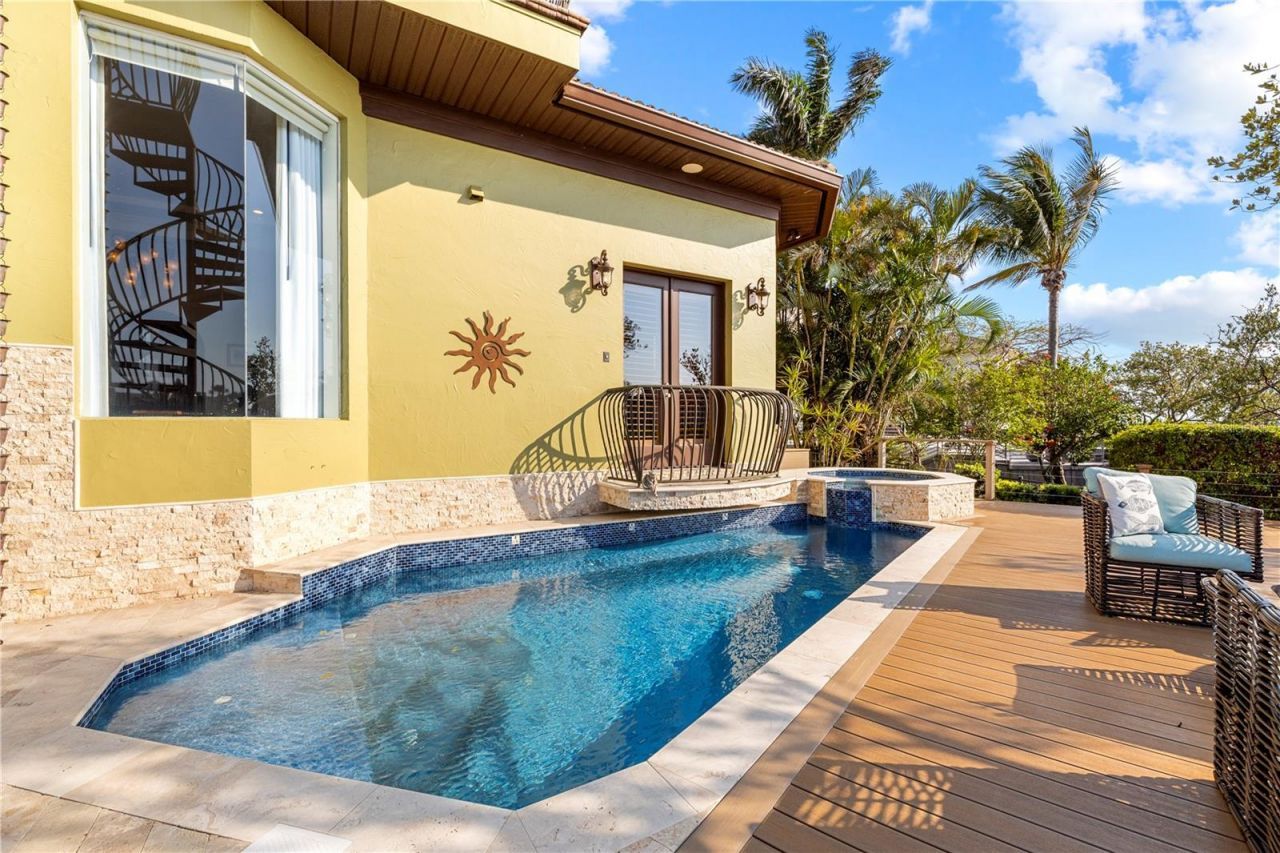 4128 Causeway Vista Drive, Tampa, FL 33615 Photo