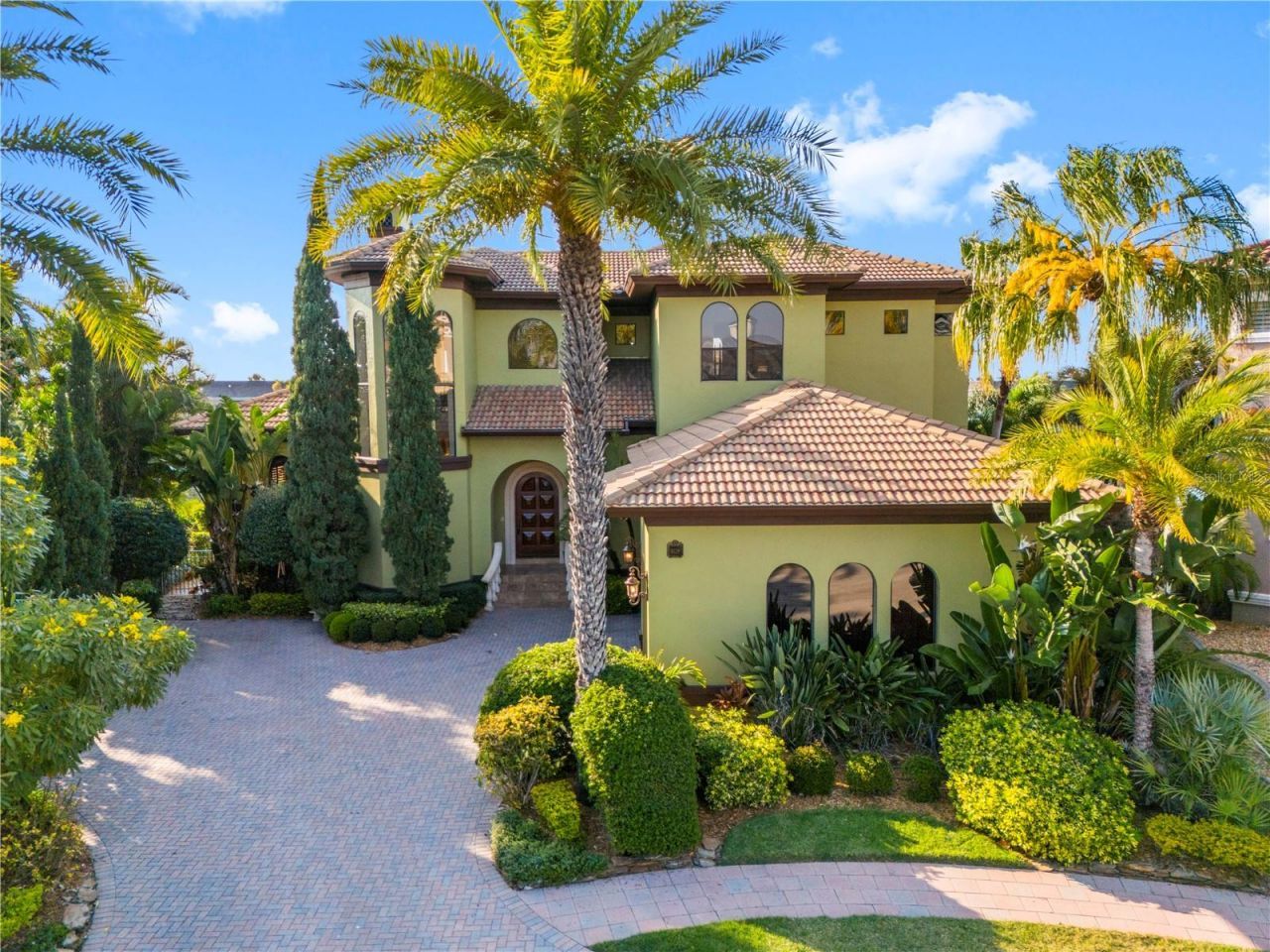 4128 Causeway Vista Drive, Tampa, FL 33615 Photo