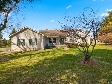 504 Overland Court, Oxford Twp, MI 48371