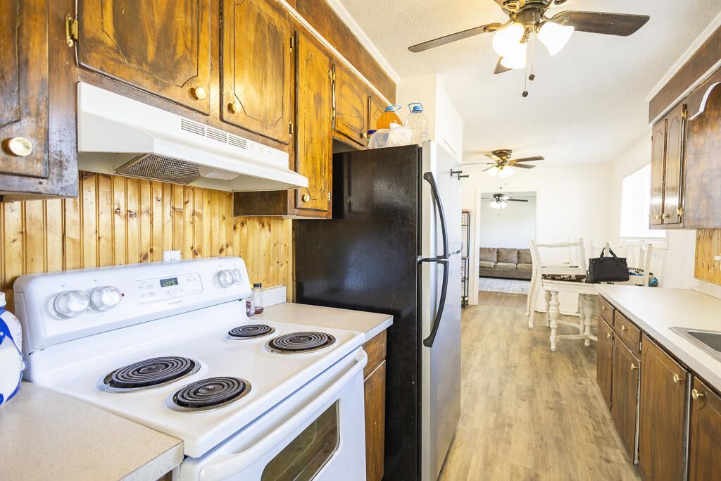 132 Franklin Street Photo 12