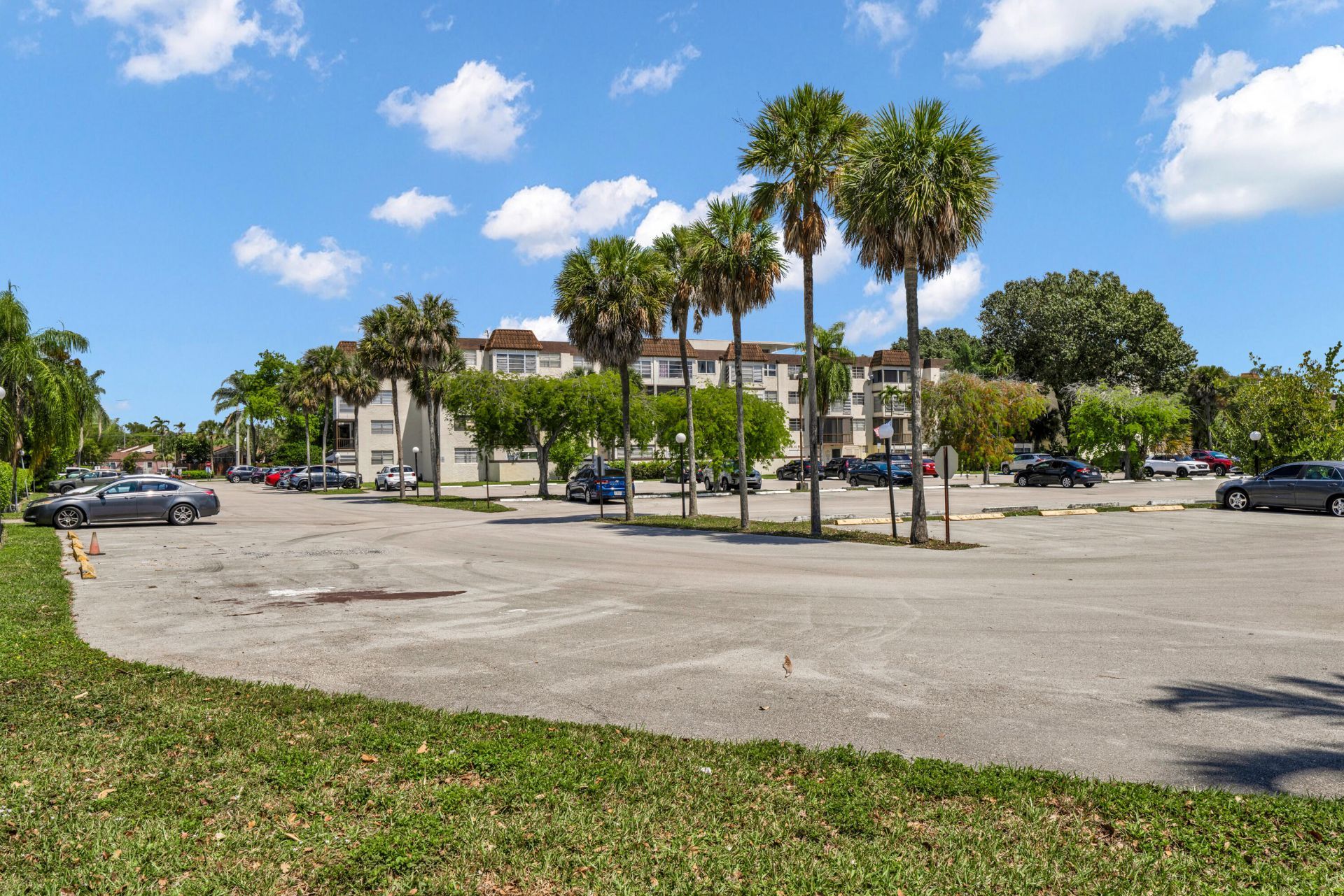 7100 NW 17th Street, Unit 217, Plantation, FL 33313 Photo