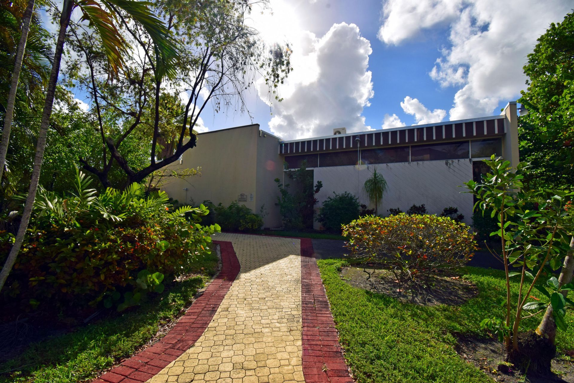 7100 NW 17th Street, Unit 217, Plantation, FL 33313 Photo