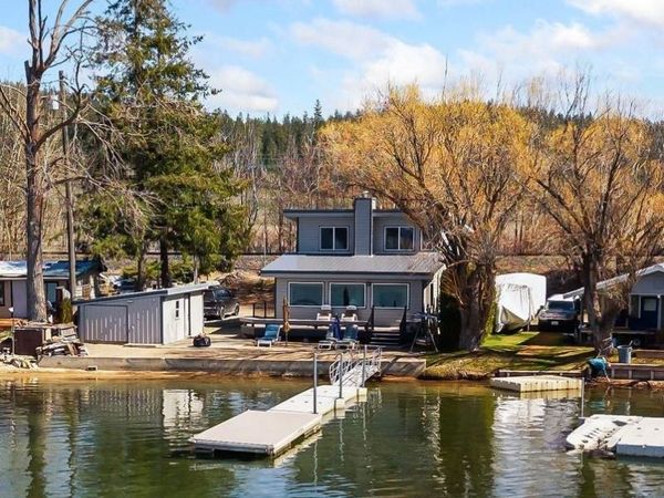 40782 Robbins Rd, Loon Lake, WA 99148