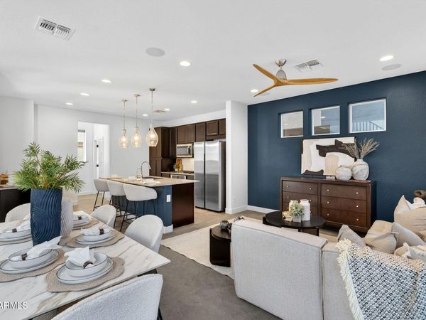 7039 W CORONA Drive, Chandler, AZ 85226