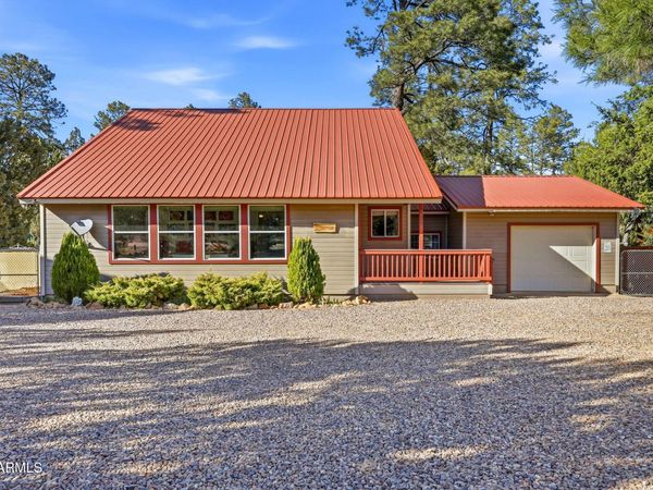 1980 Pine Cone Circle, Overgaard, AZ 85933