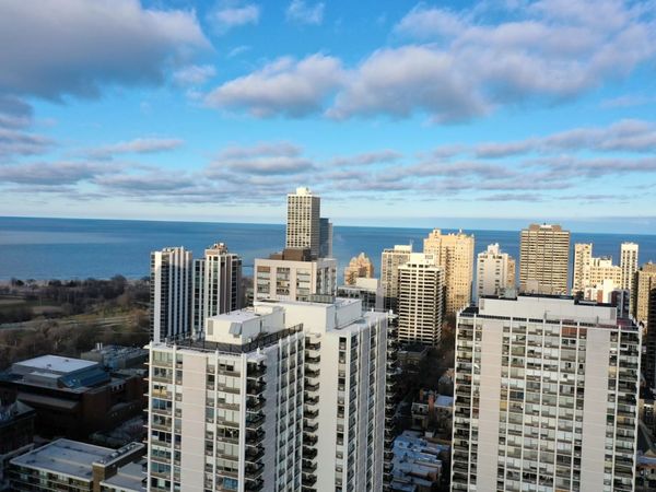 1455 N Sandburg Terrace , Unit 1105, Chicago, IL 60610
