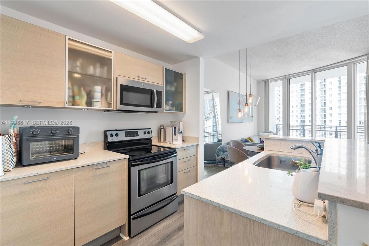 350 NE 24th St, Unit 1007, Miami, FL 33137 Photo