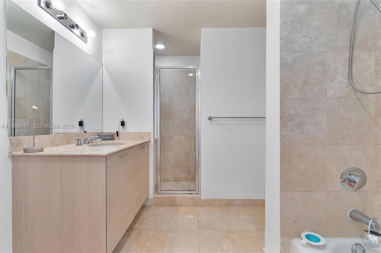 350 NE 24th St, Unit 1007, Miami, FL 33137 Photo