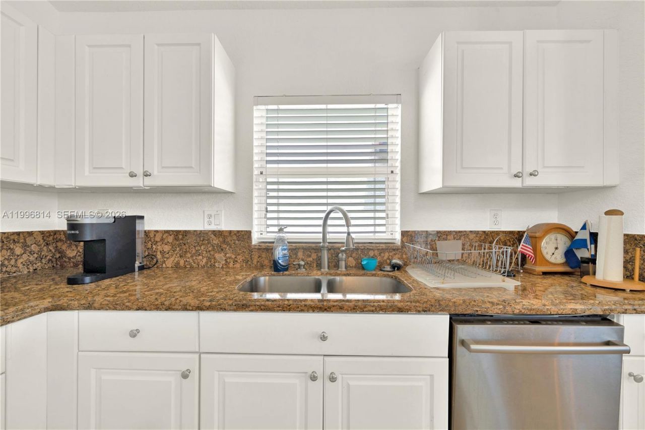 12046 SW 133rd Ter, Miami, FL 33186 Photo