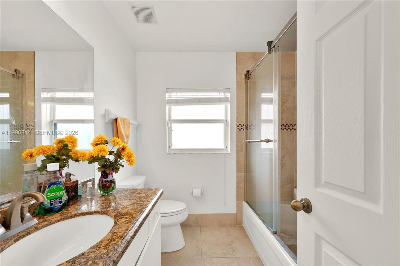 12046 SW 133rd Ter, Miami, FL 33186 Photo