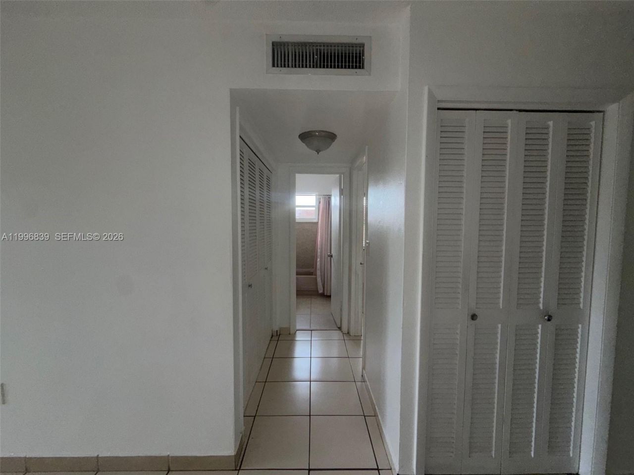 120 Royal Palm Rd , Unit 301, Hialeah Gardens, FL 33016 Photo