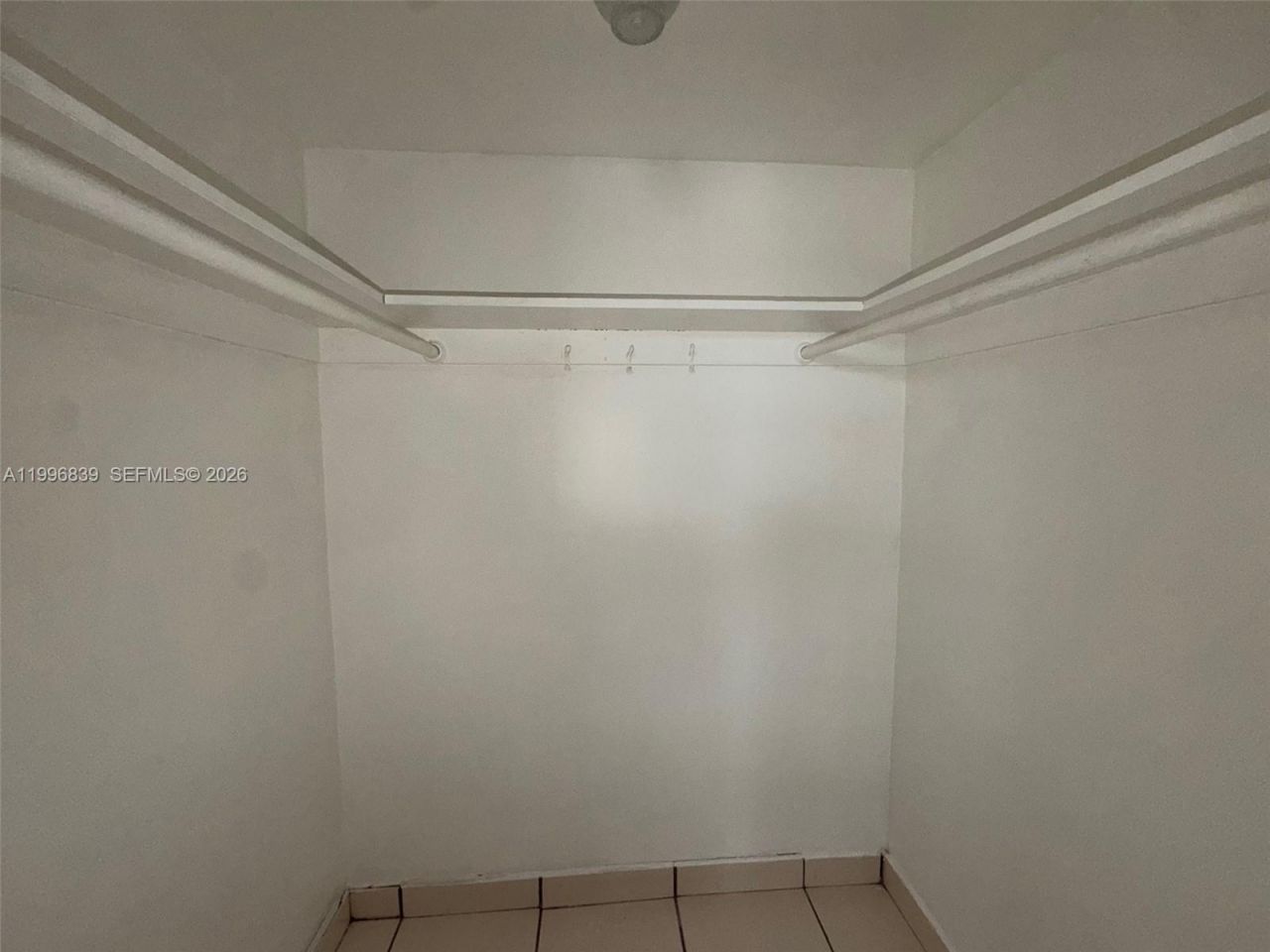 120 Royal Palm Rd , Unit 301, Hialeah Gardens, FL 33016 Photo