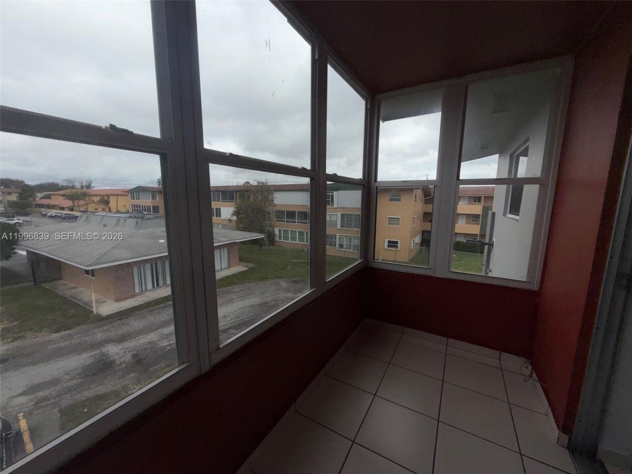 120 Royal Palm Rd , Unit 301, Hialeah Gardens, FL 33016 Photo