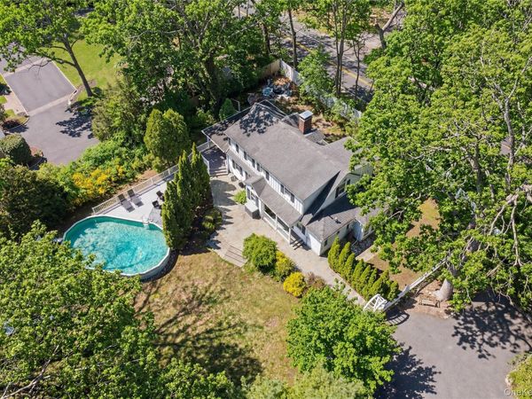 198 Pidgeon Hill Road, South Huntington, NY 11746