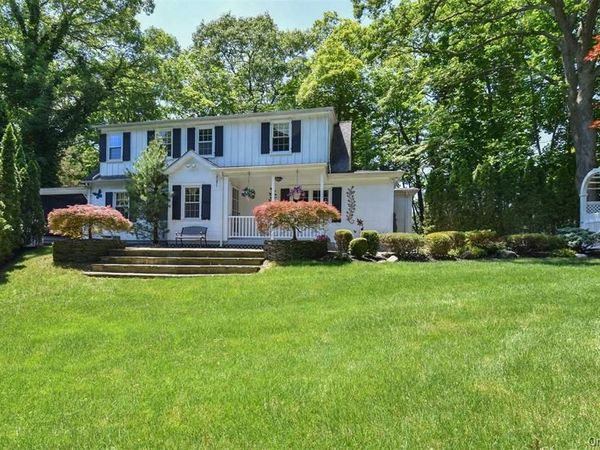 198 Pidgeon Hill Road, South Huntington, NY 11746