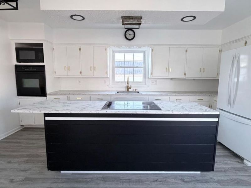 1210 Hazel Street, Fremont, OH 43420 Photo 6