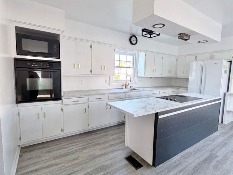 1210 Hazel Street, Fremont, OH 43420 Photo 7