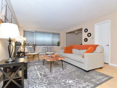 2700 W 44th Street, Unit 115, Minneapolis, MN 55410