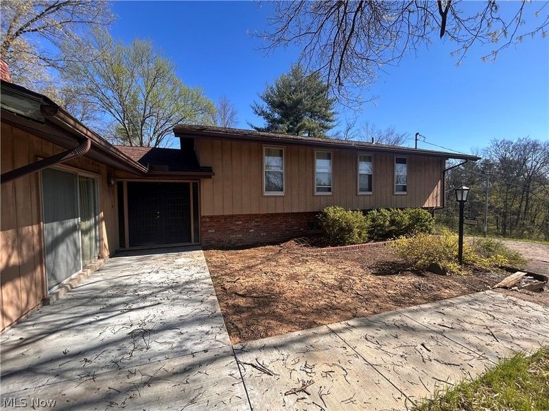 105 Colegate Woods Drive, Marietta, OH 45750 Photo 4