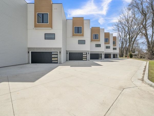 244 Hwy 71 S, Unit E29, Arnolds Park, IA 51331