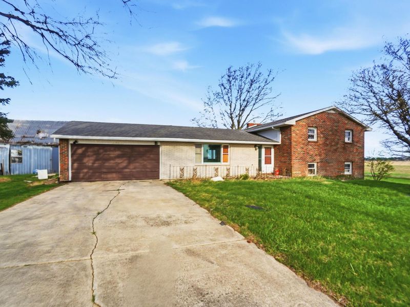 9750 Middle Point Road, Van Wert, OH 45891 Photo 2